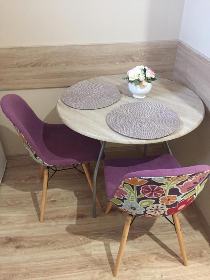 Family Apartmanhaz Apartment Нагиканиша Екстериор снимка