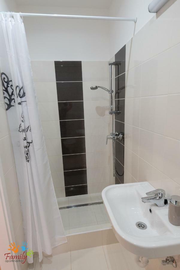 Family Apartmanhaz Apartment Нагиканиша Екстериор снимка